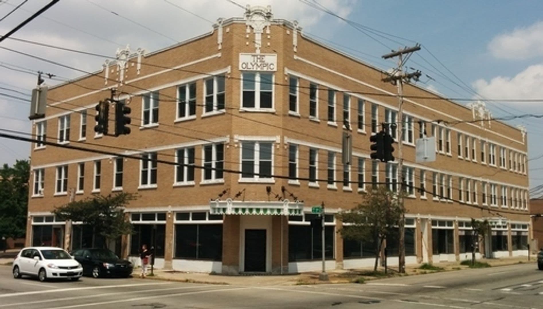 Louisville Apartment: 227 W. Breckinridge St.