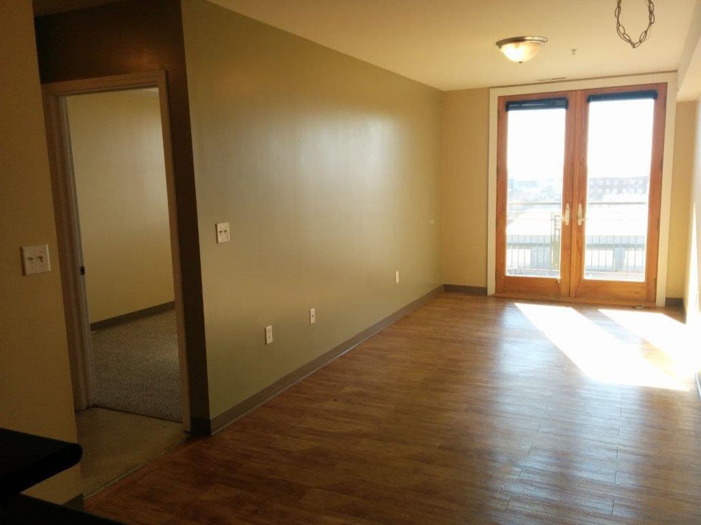 Louisville Apartment: 650 S. 29th St
