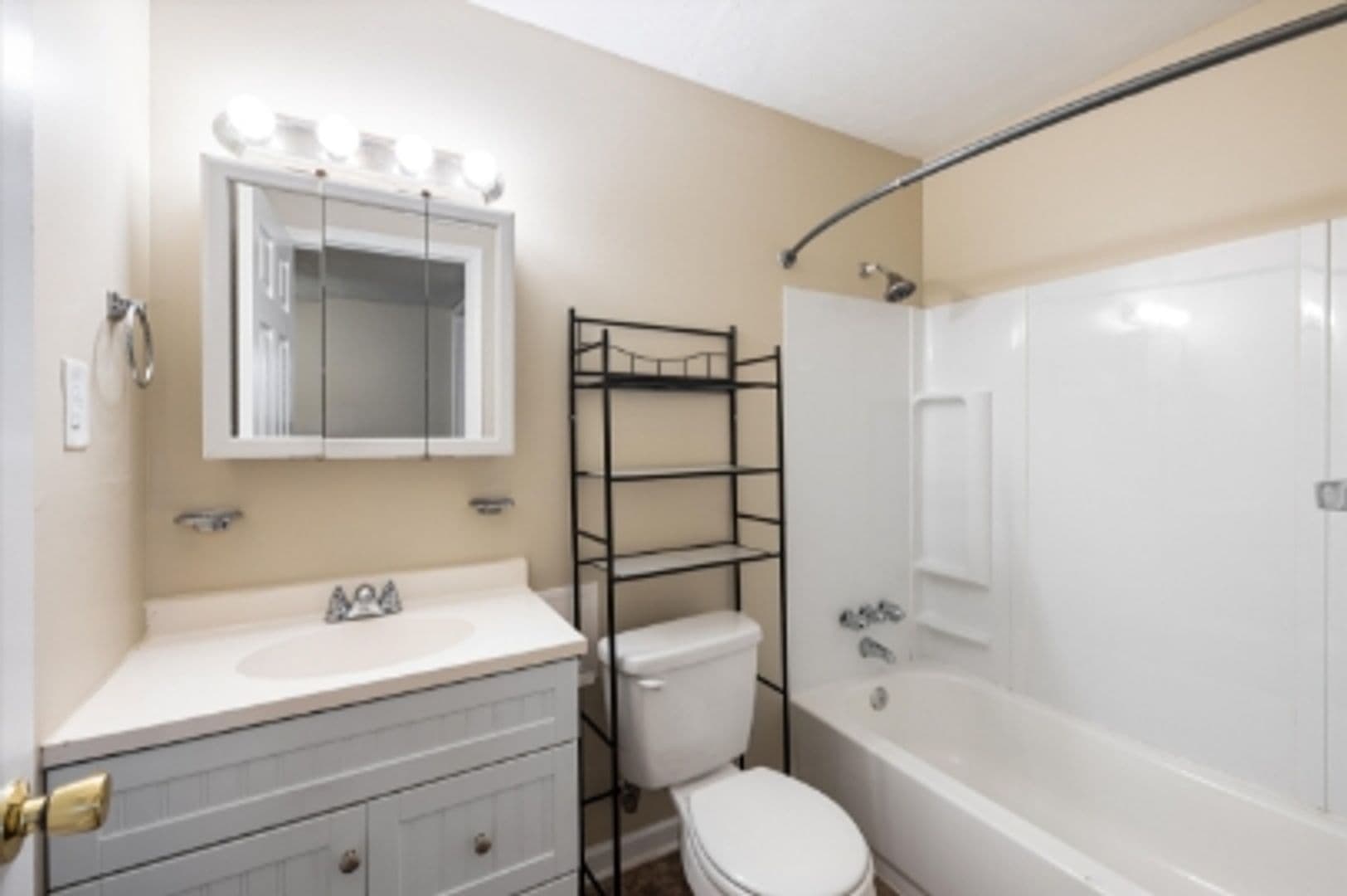Louisville Apartment: 4115 Glen Hill Manor Drive
