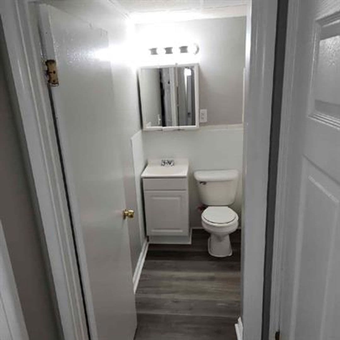 Louisville Apartment: 4900-4903 Saddlebrook Lane