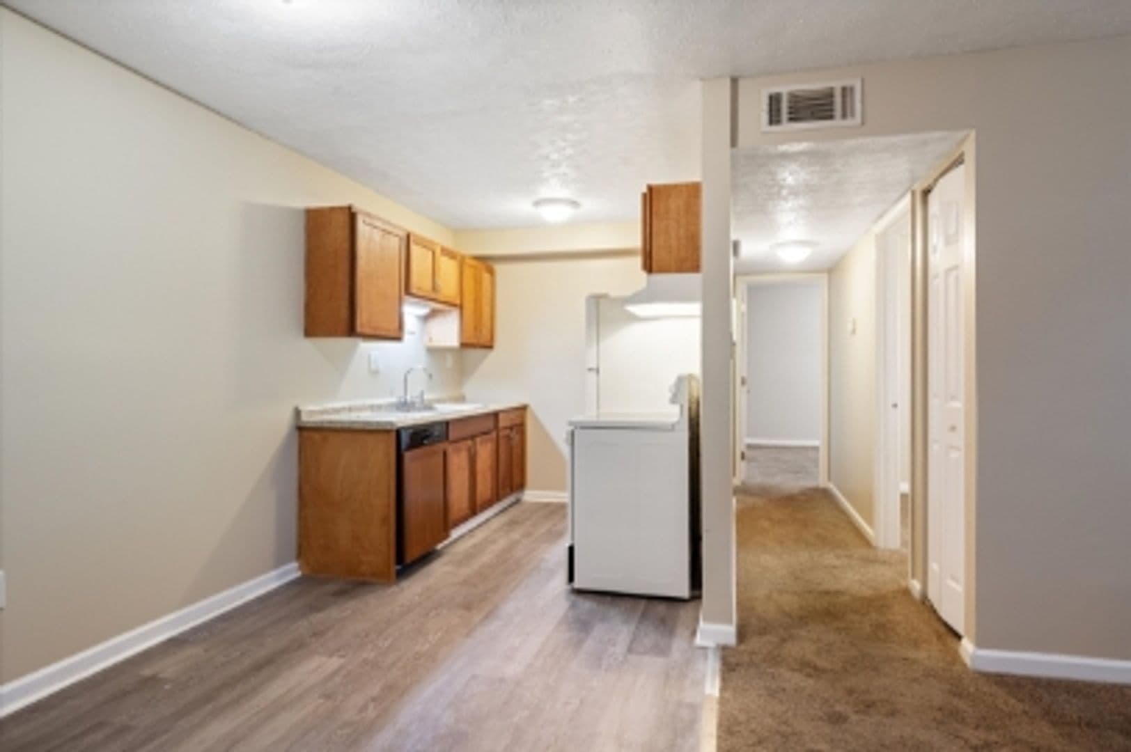 Louisville Apartment: 4115 Glen Hill Manor Drive