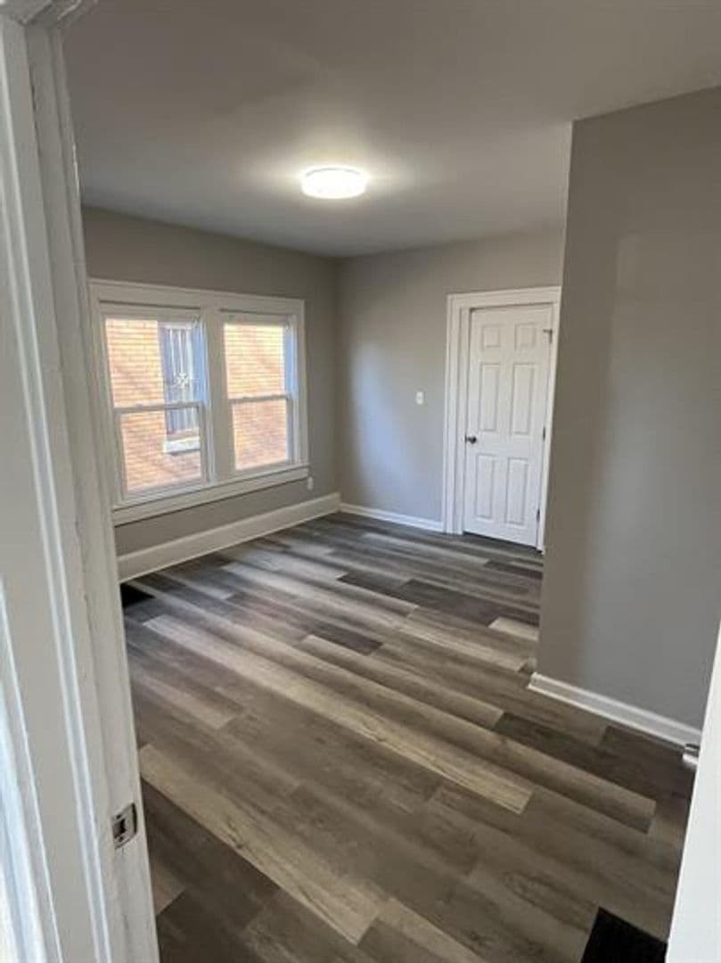 Lousiville House: 4124 Larkwood Avenue