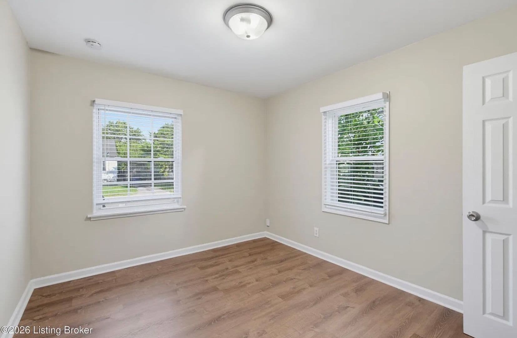 Louisville House: 4015 Valley View Drive