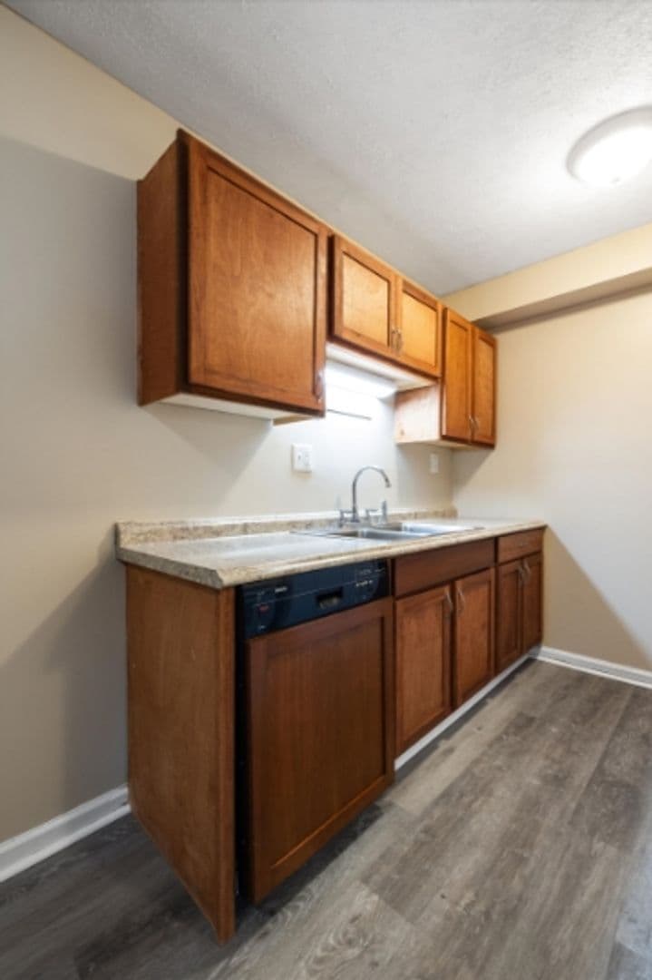 Louisville Apartment: 4115 Glen Hill Manor Drive