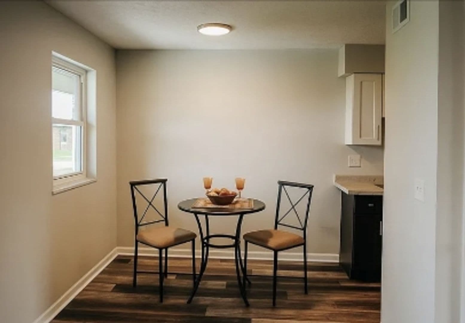 Radcliff Apartment: 388 Elmwood Drive