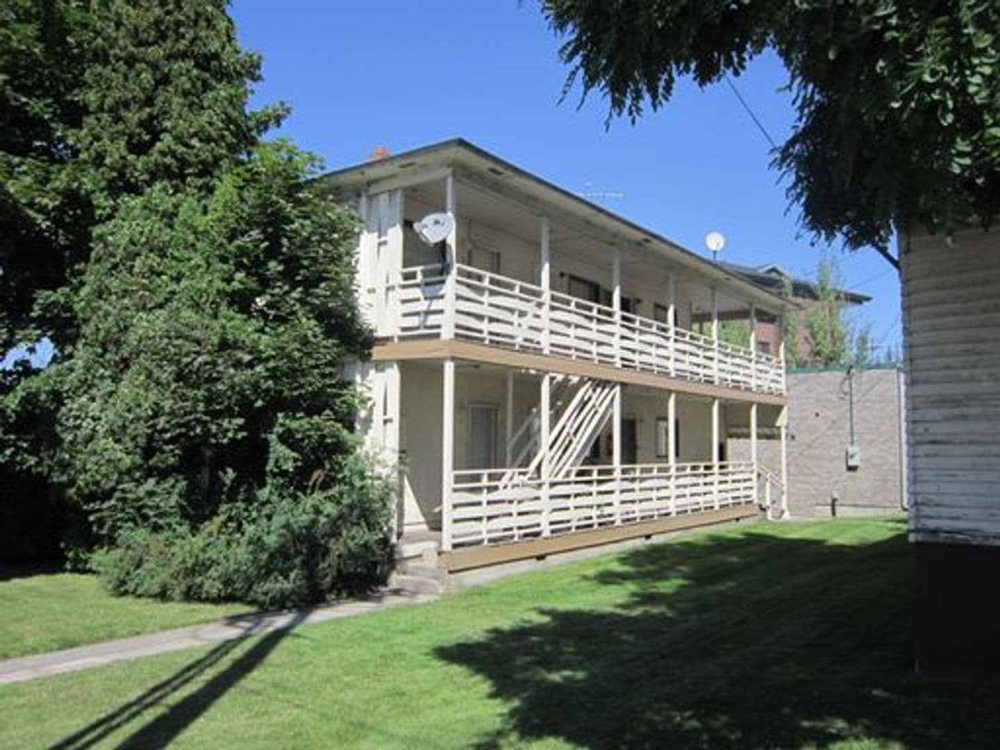 Coeur d'Alene Apartment: 405 W Garden Ave