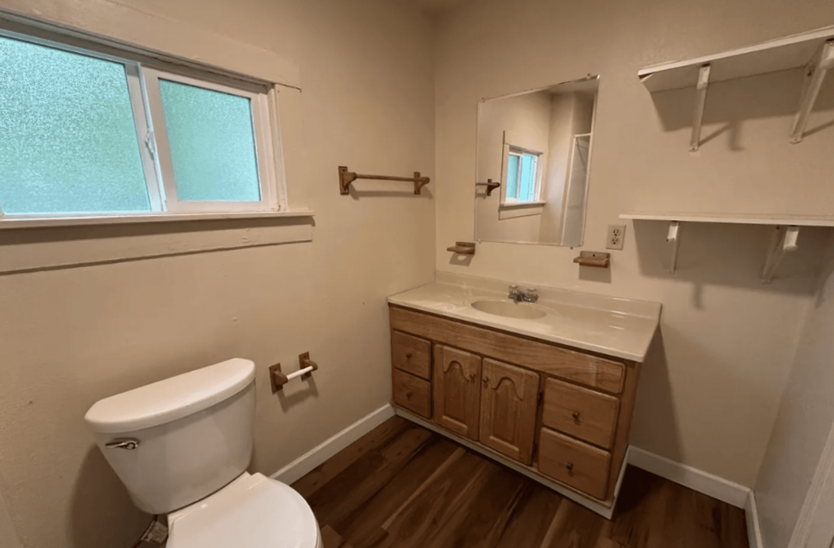 Coeur d' Alene House: 1104 E Lakeside Ave