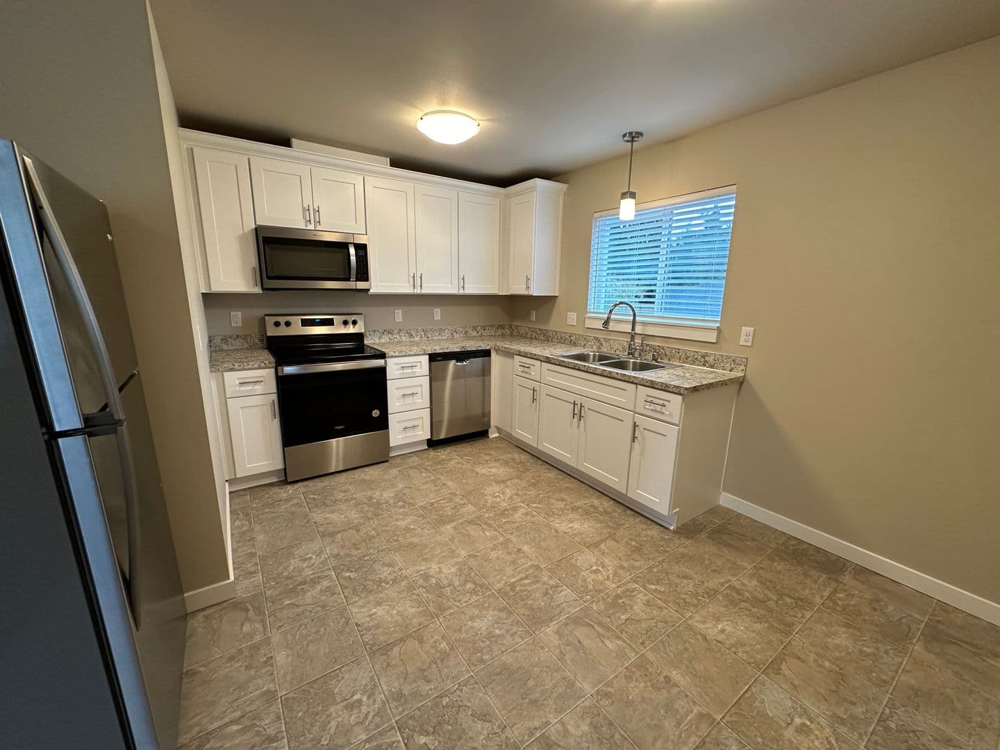 Puyallup Apartment: Various Addresses