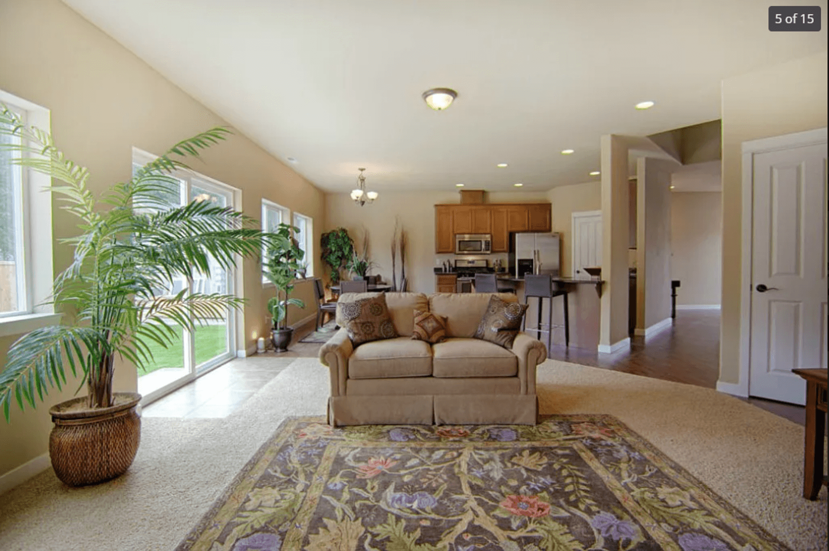 Spanaway House: 20305 40th Ave E
