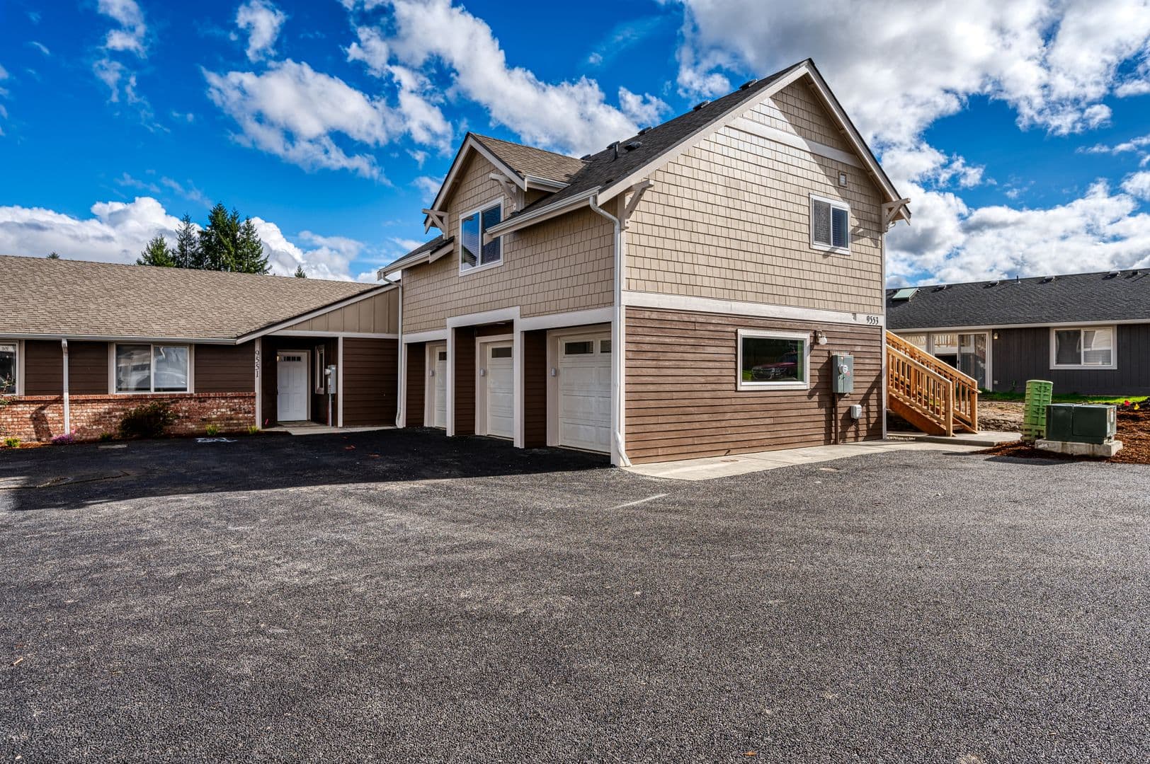 Puyallup Apartment: Various Addresses