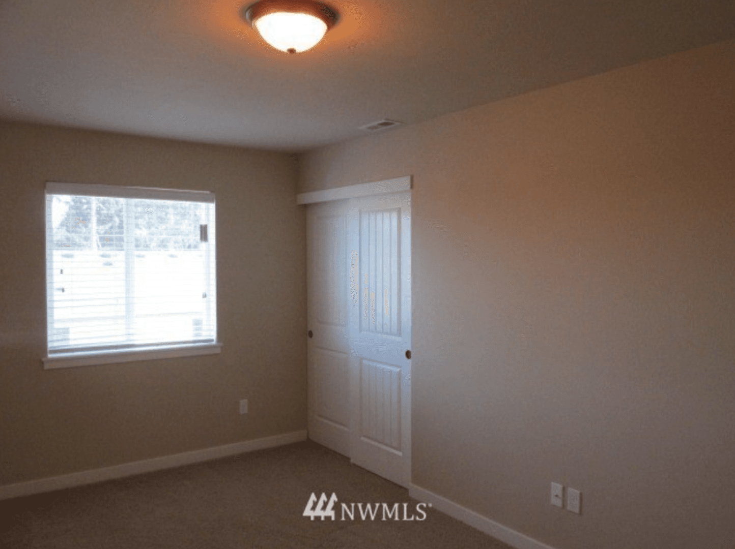 Spanaway House: 20305 40th Ave E