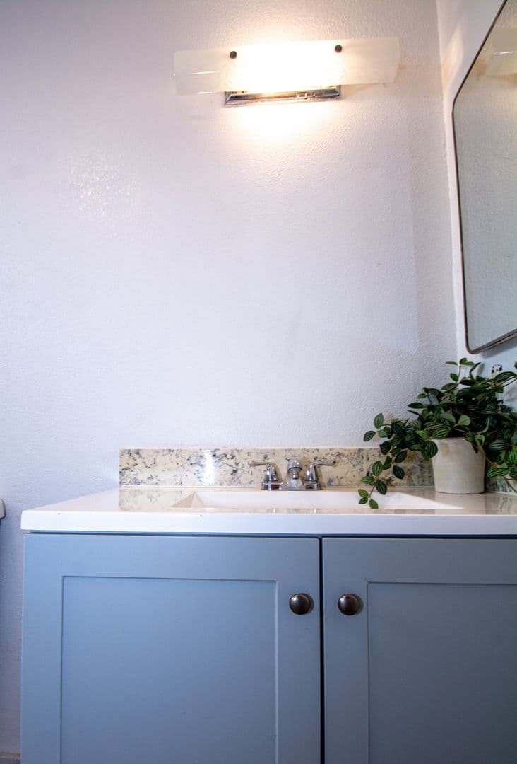 Pomona Condo: 1652 E Kingsley Avenue