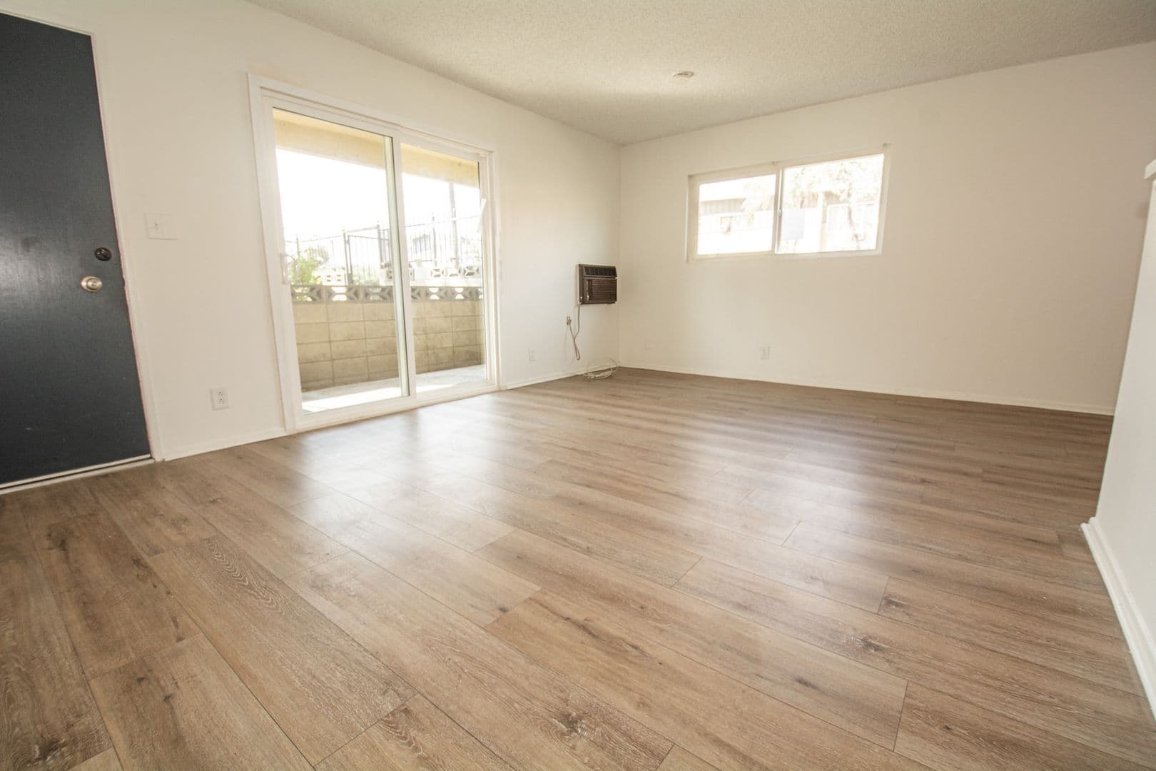 Pomona Condo: 1652 E Kingsley Avenue