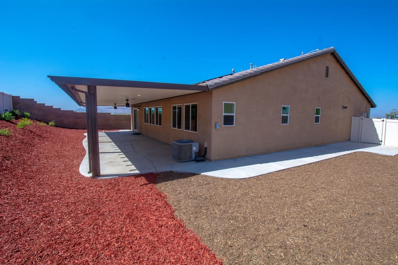 San Jacinto House: 1717 Ranch View Lane