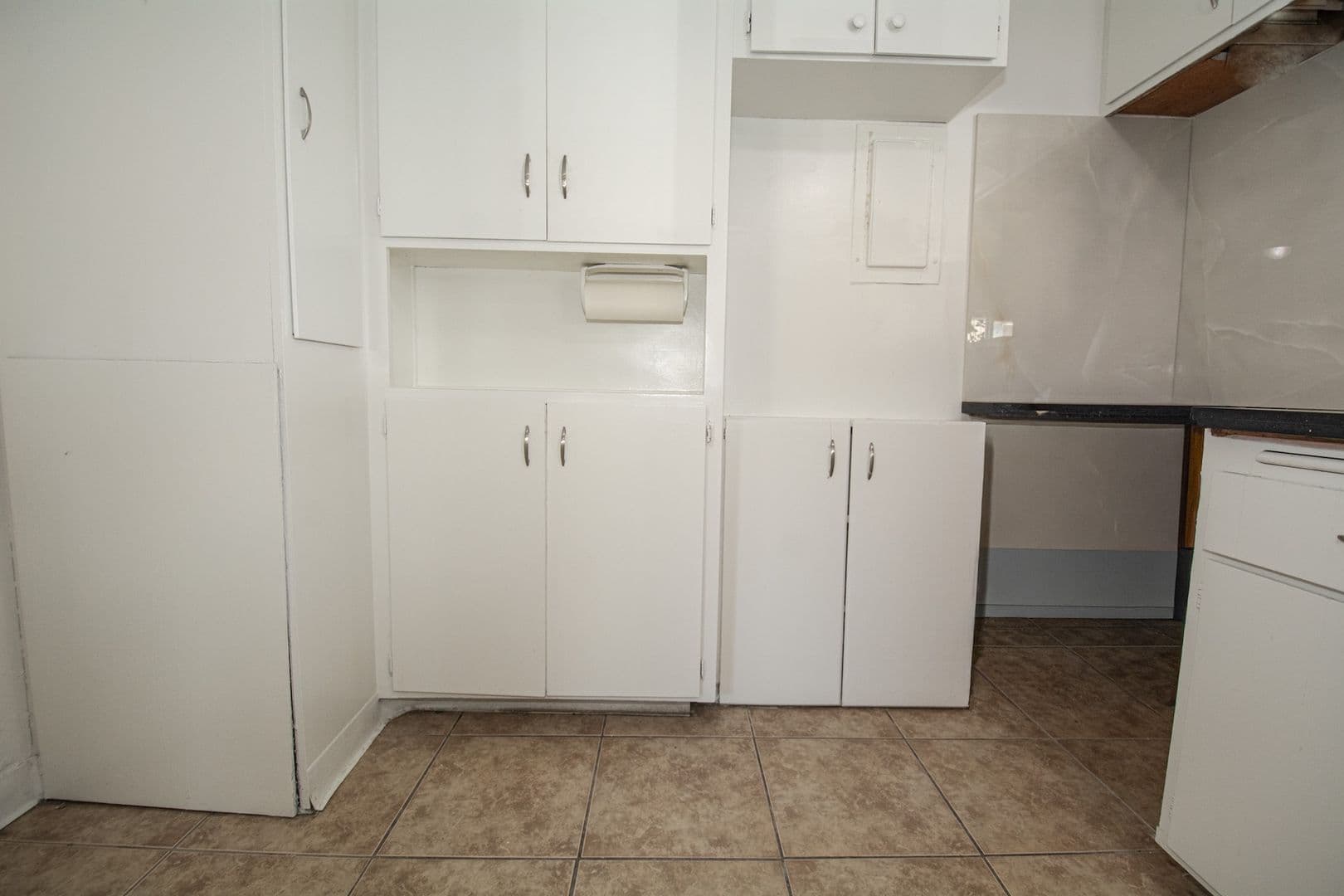Pomona Condo: 1652 E Kingsley Avenue