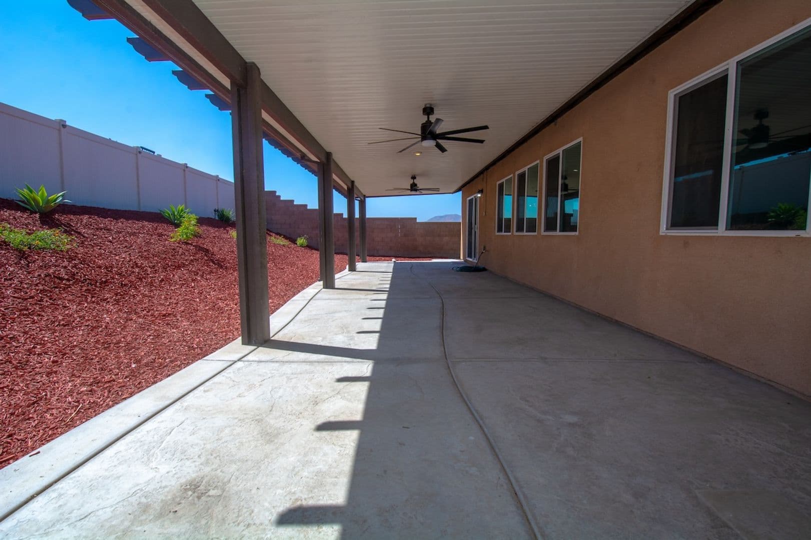 San Jacinto House: 1717 Ranch View Lane