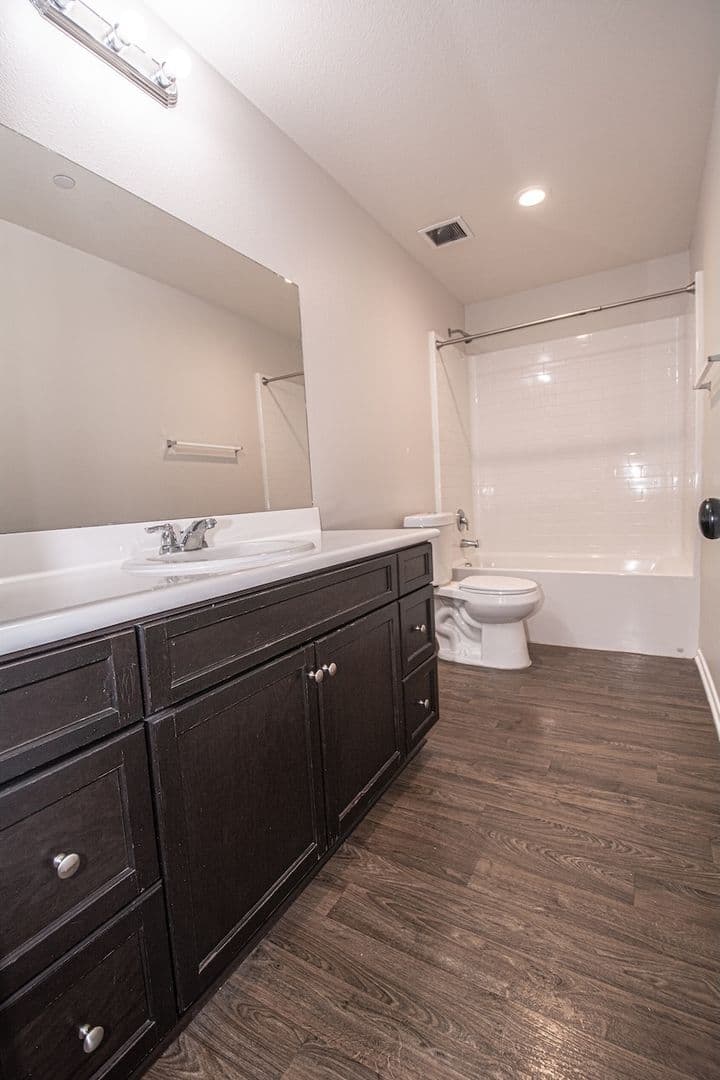 San Jacinto House: 1717 Ranch View Lane