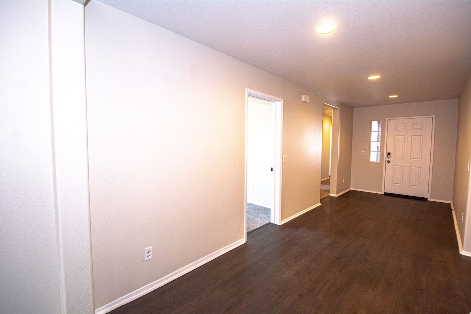 San Jacinto House: 1717 Ranch View Lane