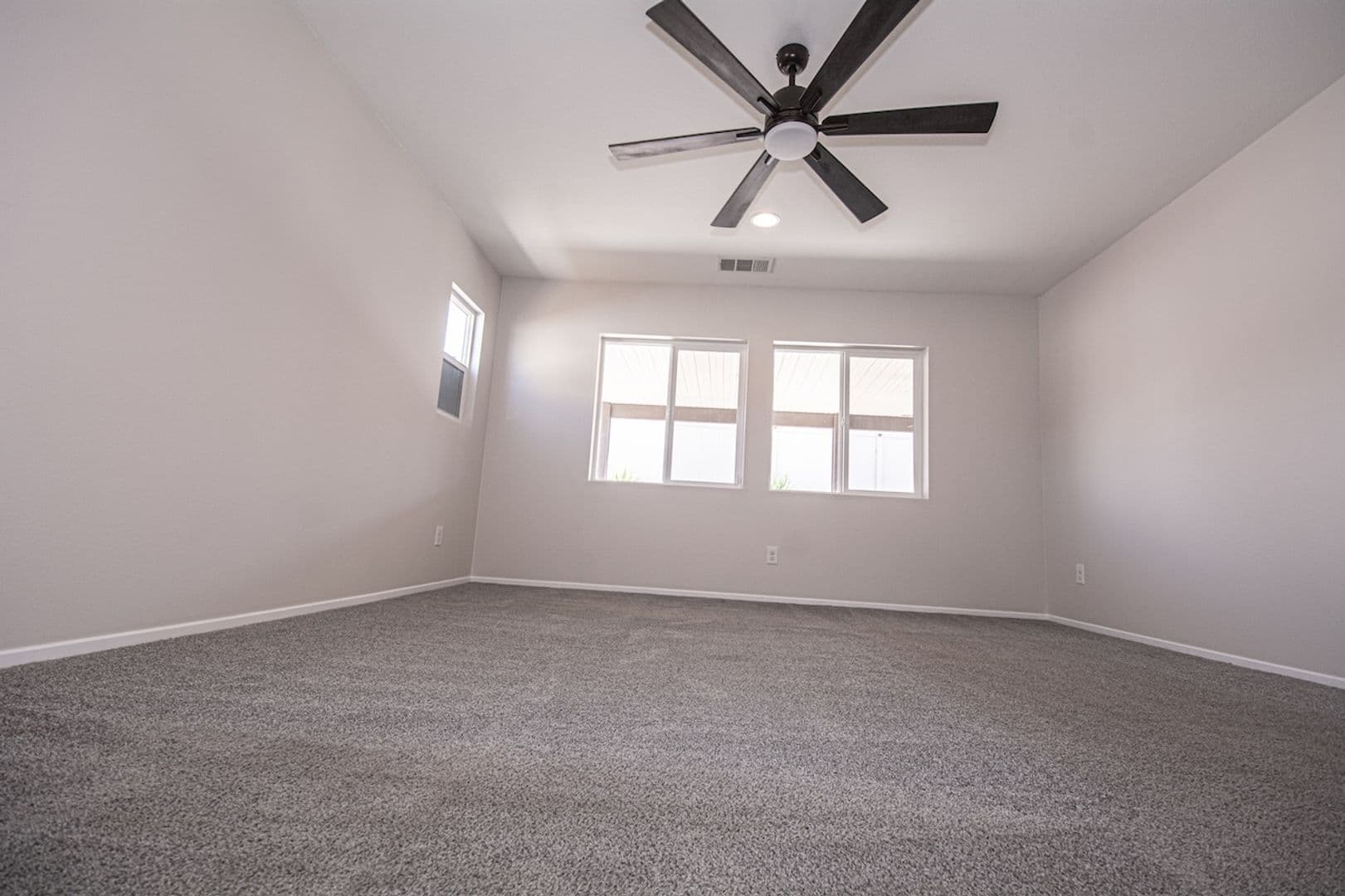 San Jacinto House: 1717 Ranch View Lane