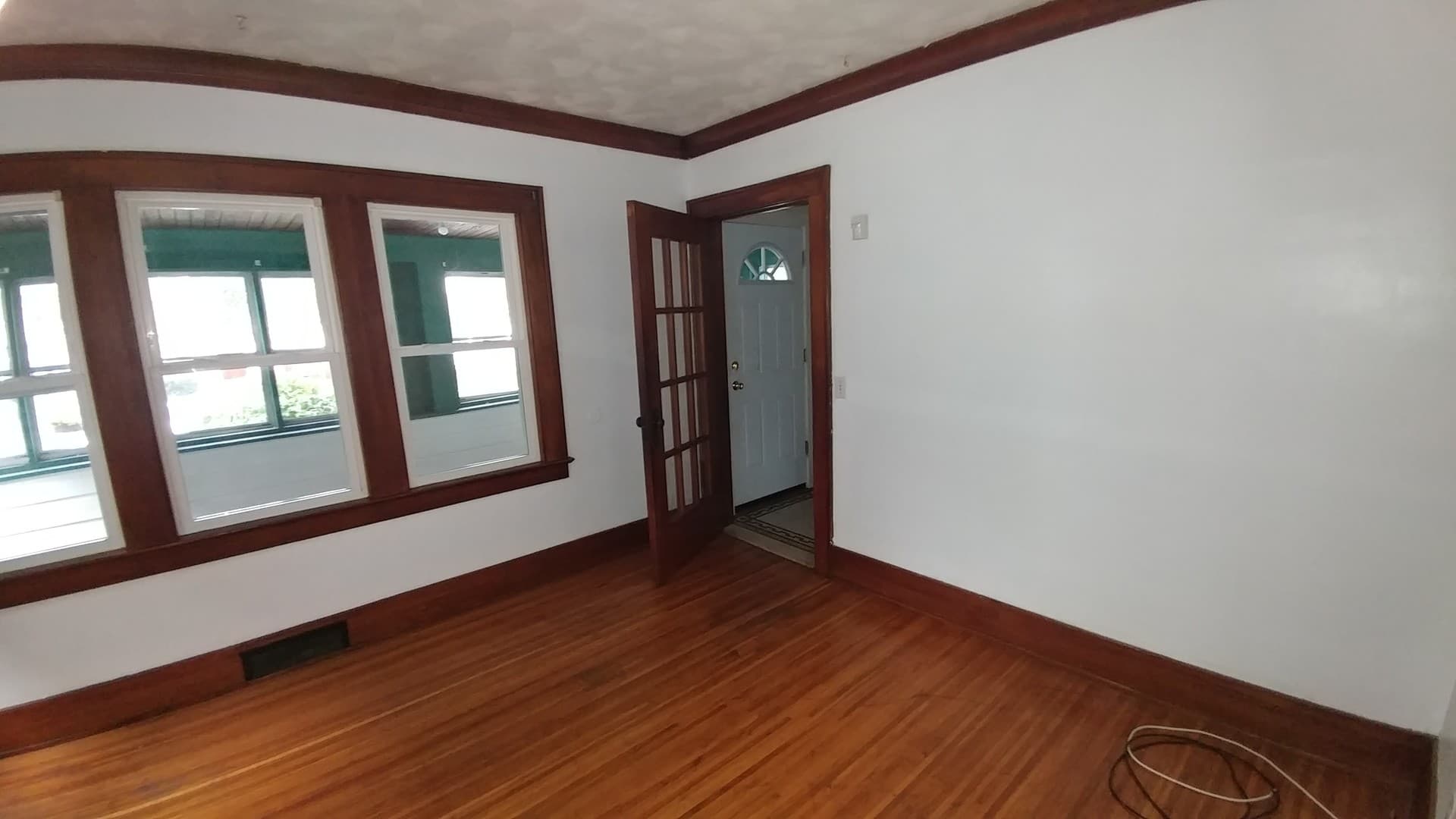 Rochester Apartment: 72-74 Kron Street