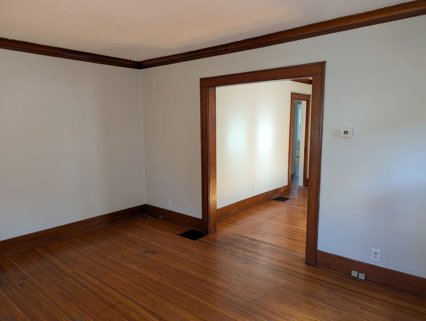 Rochester Apartment: 72-74 Kron Street