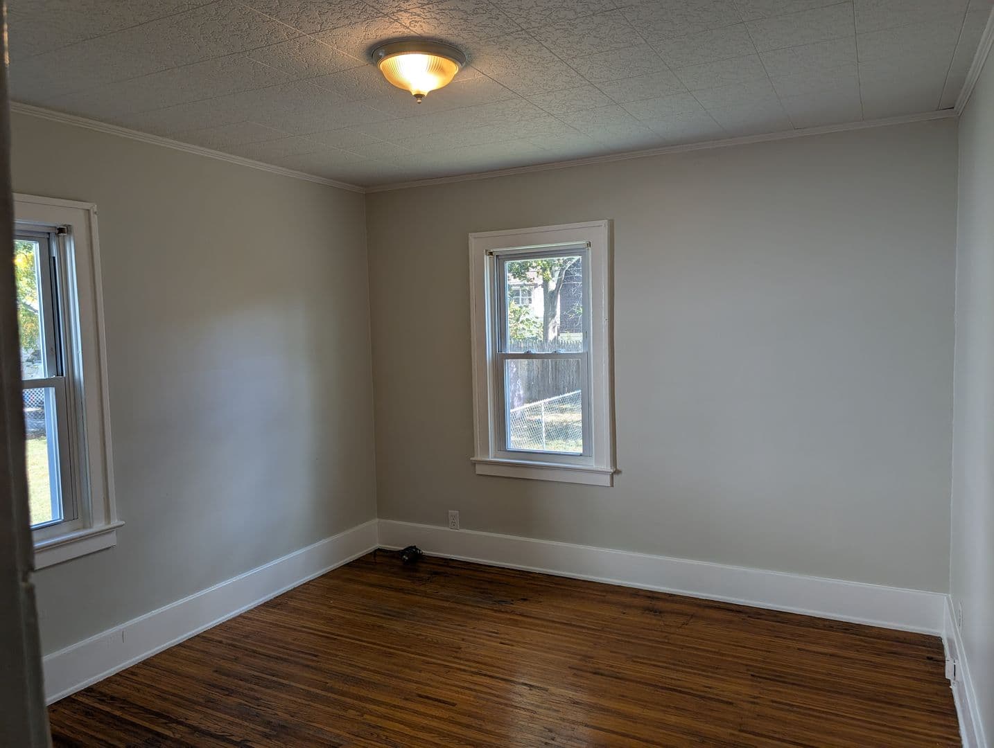 Rochester Apartment: 72-74 Kron Street