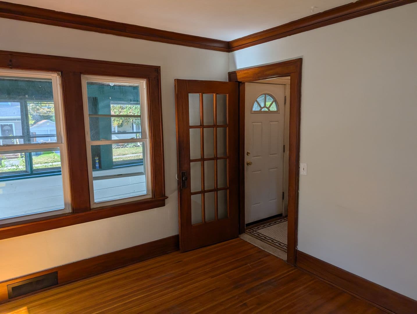 Rochester Apartment: 72-74 Kron Street