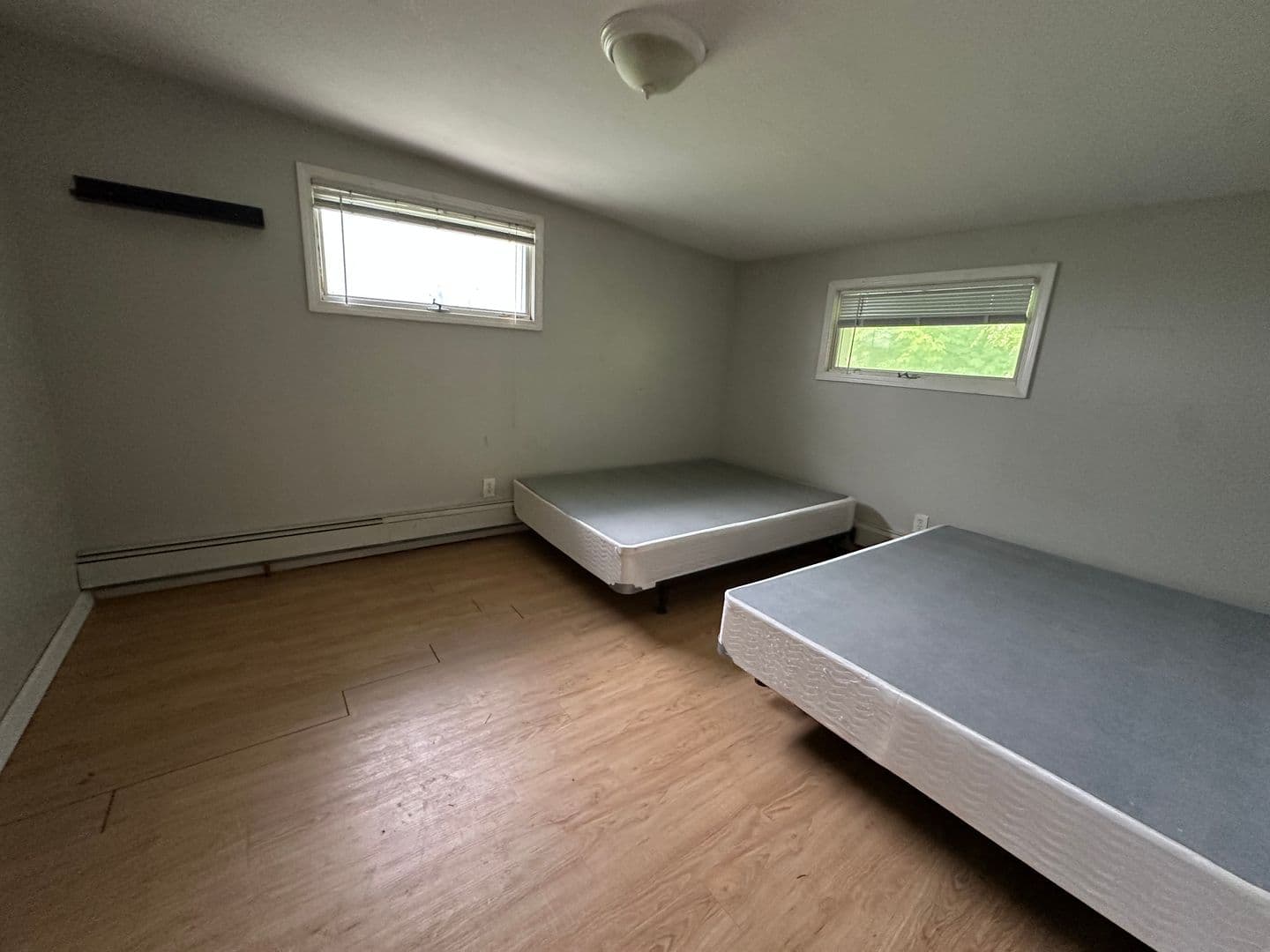 Ithaca Apartment: 702 Hudson St