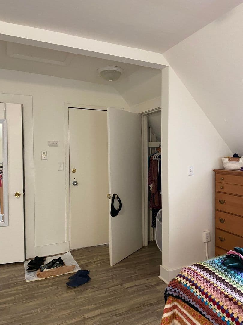 Ithaca Apartment: 87 Uptown Rd