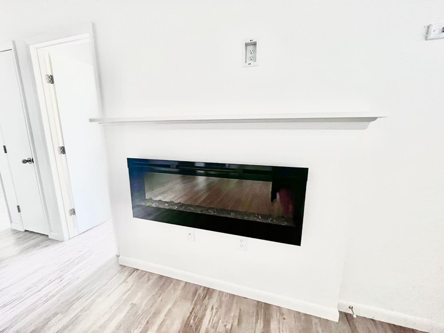 Ithaca Apartment: 87 Uptown Rd