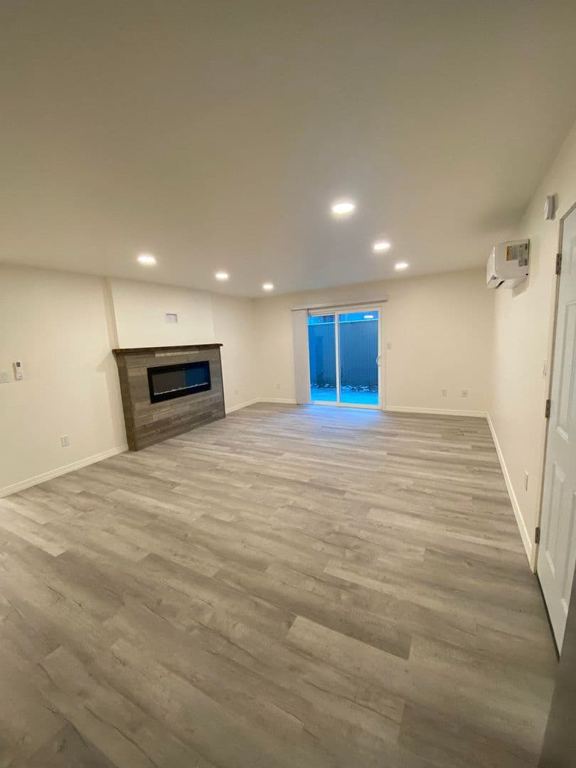 Ithaca Apartment: 87 Uptown Rd