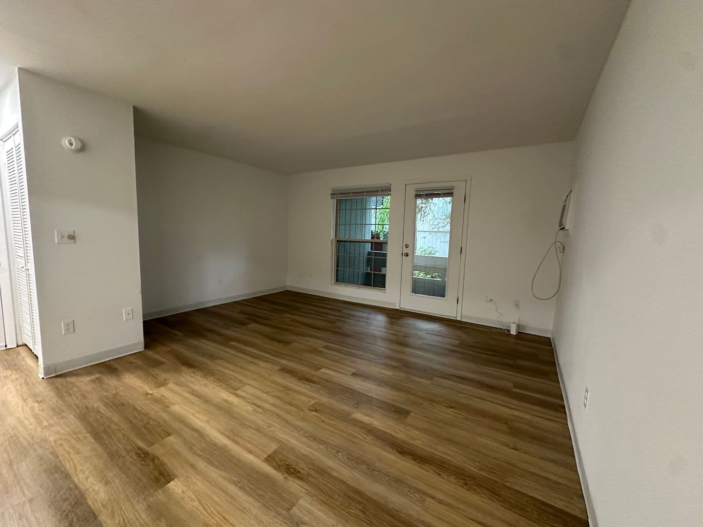 Ithaca Apartment: 87 Uptown Rd