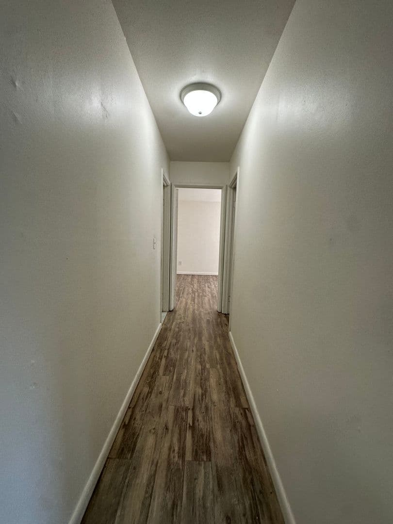 Ithaca Apartment: 87 Uptown Rd