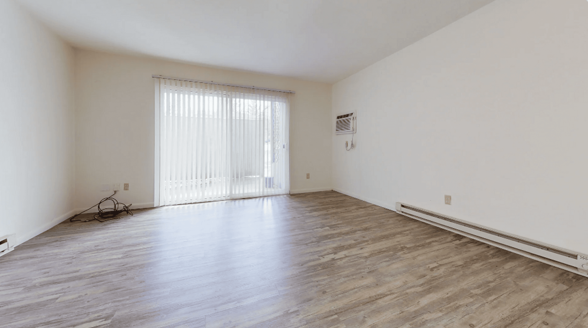Ithaca Apartment: 87 Uptown Rd