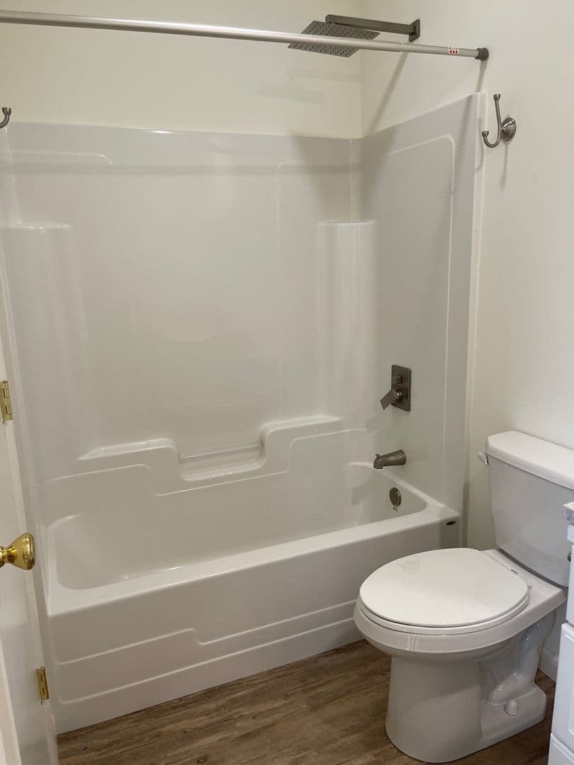 Ithaca Apartment: 87 Uptown Rd