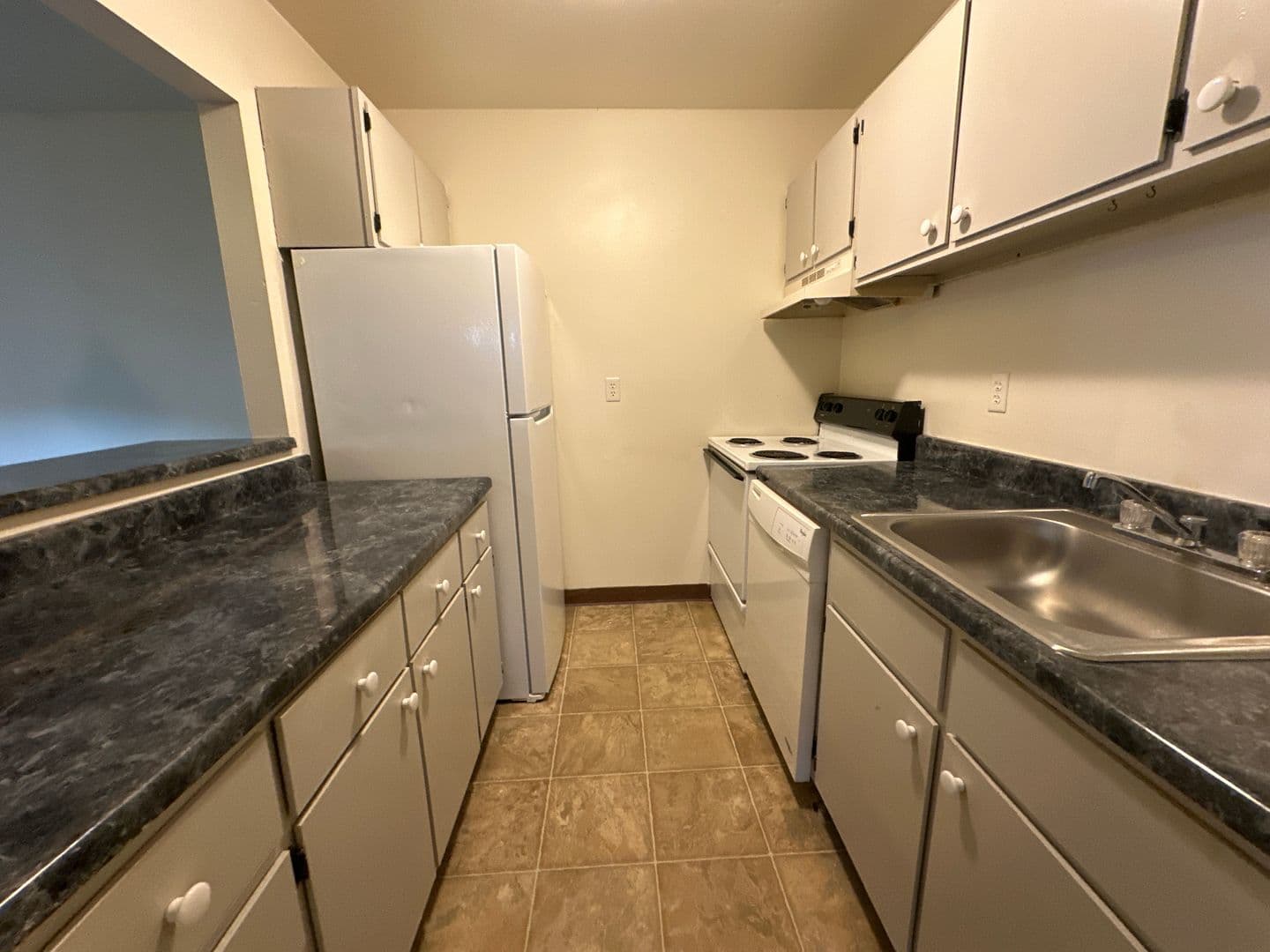 Ithaca Apartment: 87 Uptown Rd