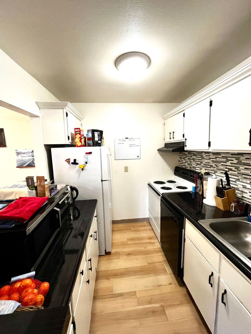Ithaca Apartment: 87 Uptown Rd