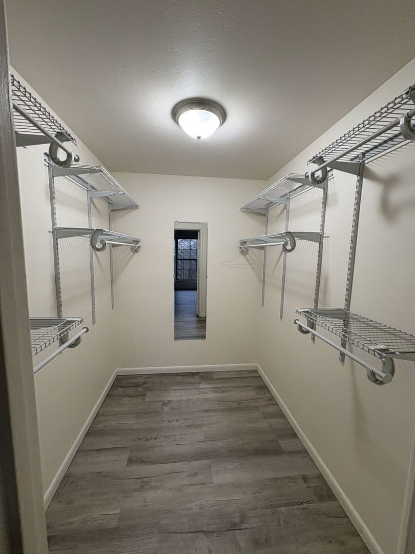 Ithaca Apartment: 87 Uptown Rd