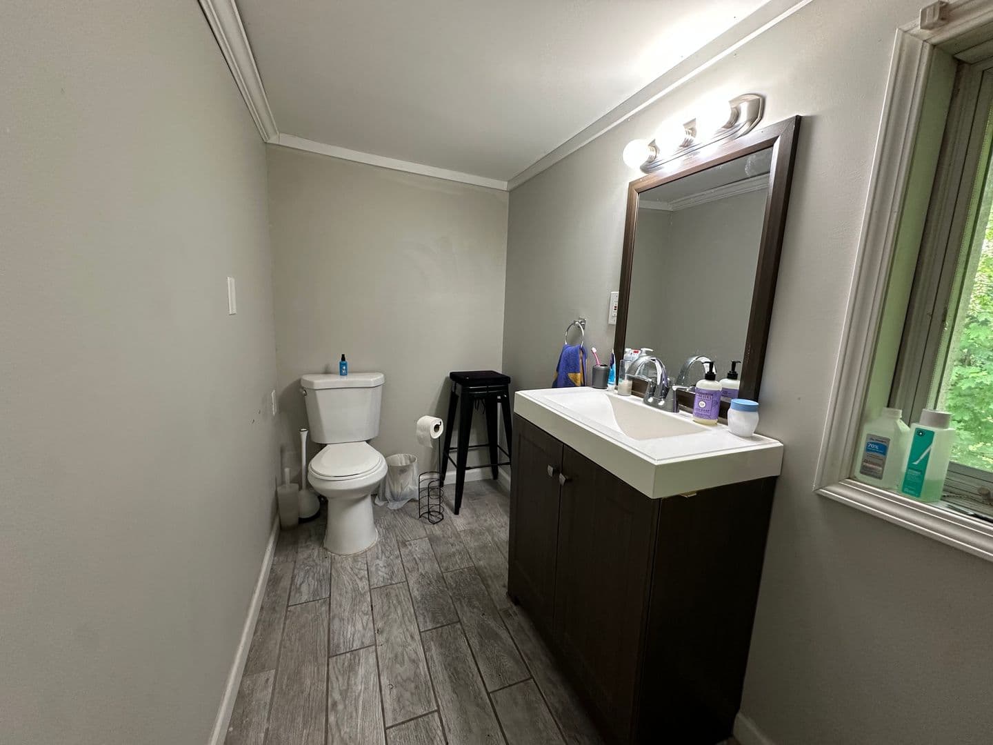 Ithaca Apartment: 702 Hudson St