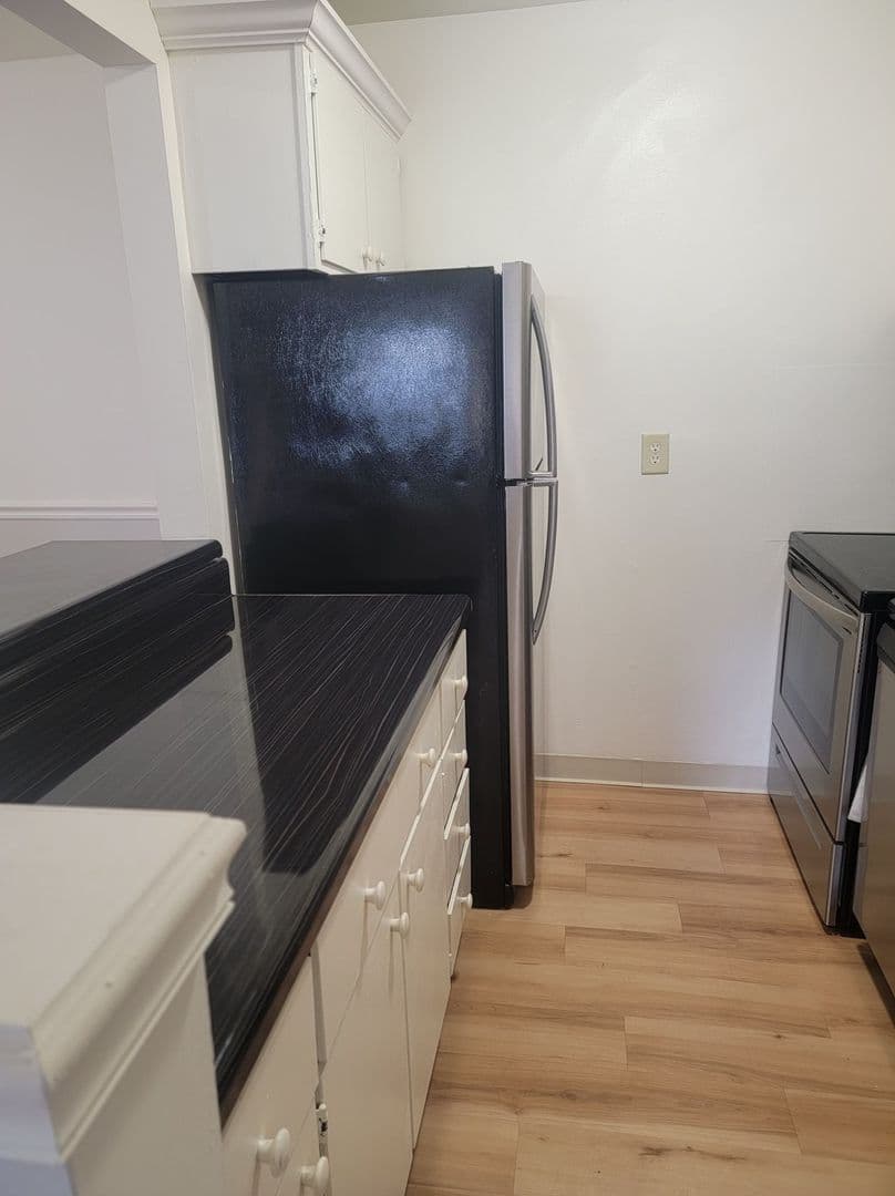 Ithaca Apartment: 87 Uptown Rd