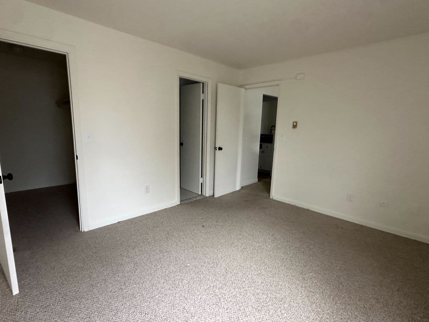 Ithaca Apartment: 87 Uptown Rd