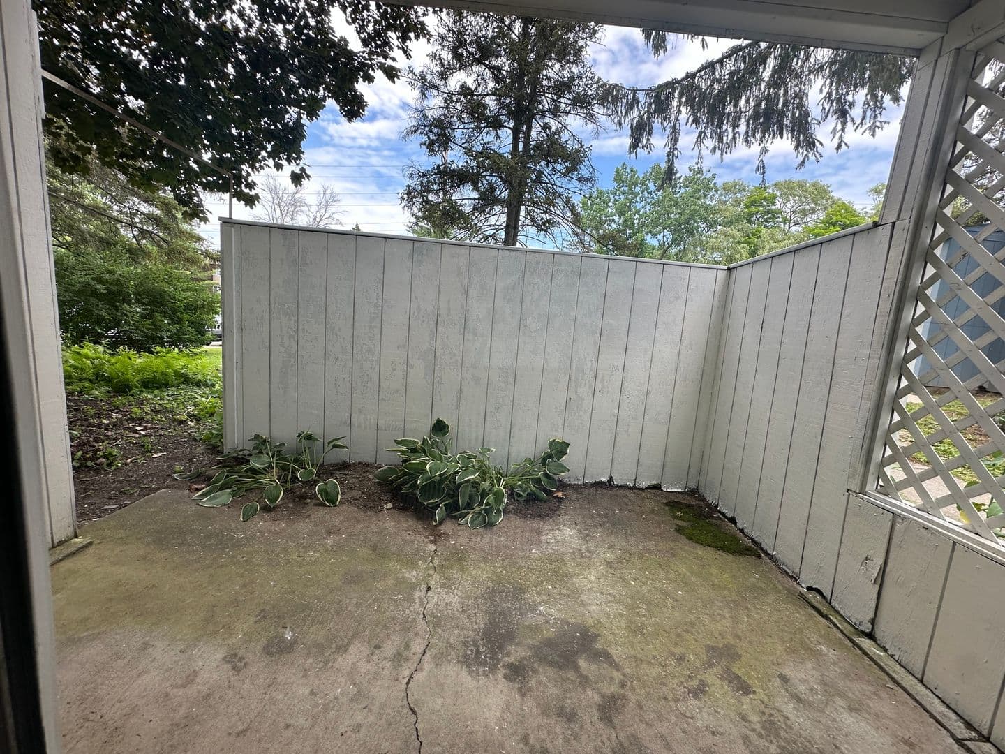 Ithaca Apartment: 87 Uptown Rd