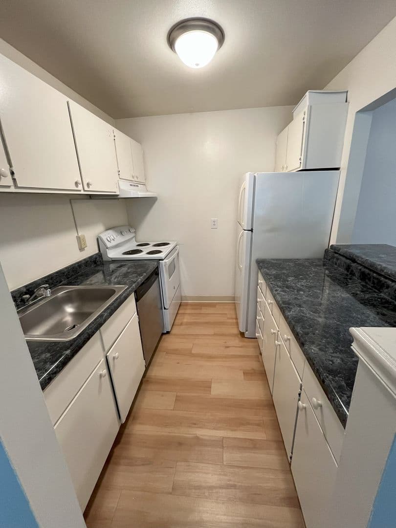 Ithaca Apartment: 87 Uptown Rd