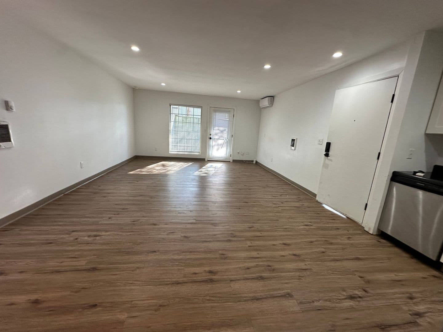 Ithaca Apartment: 87 Uptown Rd