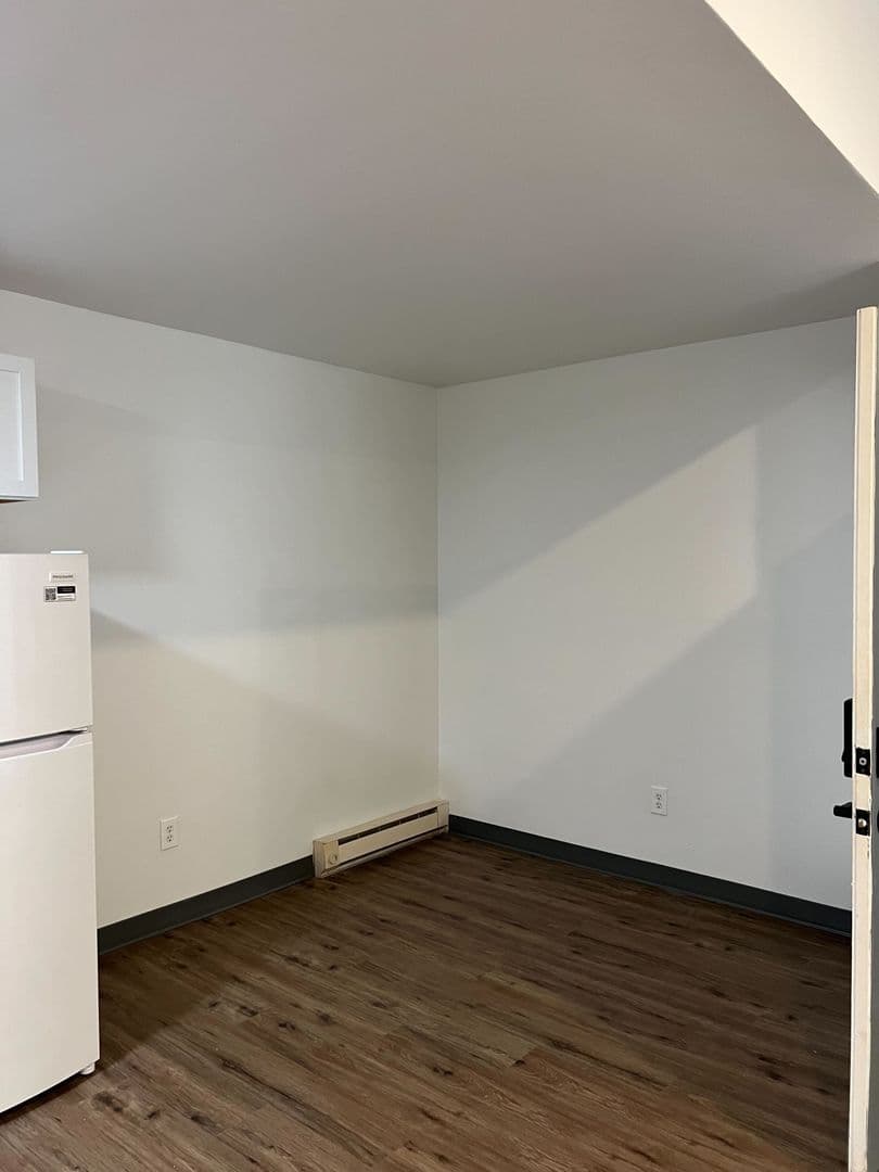 Ithaca Apartment: 87 Uptown Rd