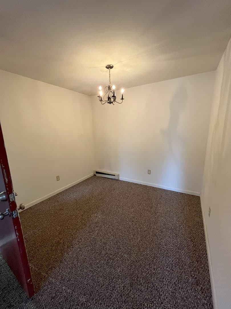 Ithaca Apartment: 87 Uptown Rd