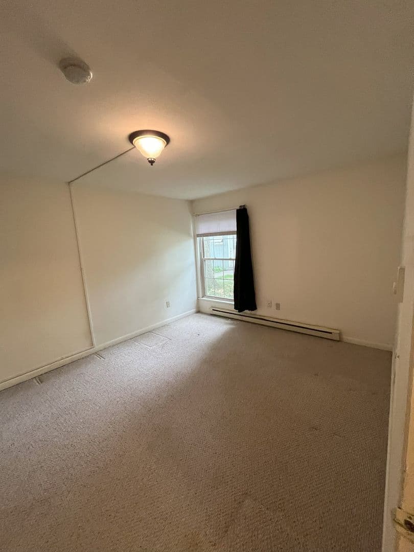 Ithaca Apartment: 87 Uptown Rd