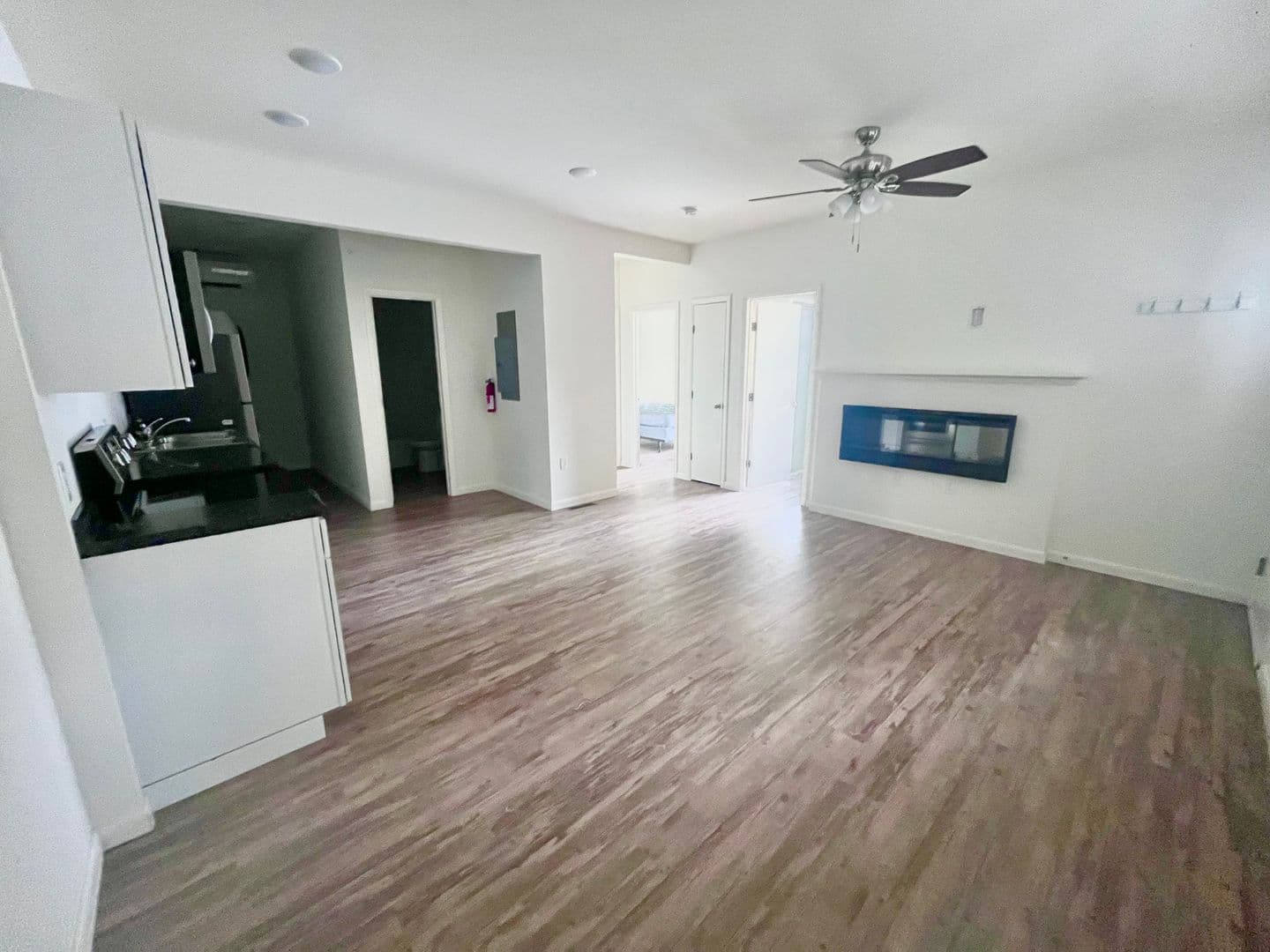 Ithaca Apartment: 87 Uptown Rd