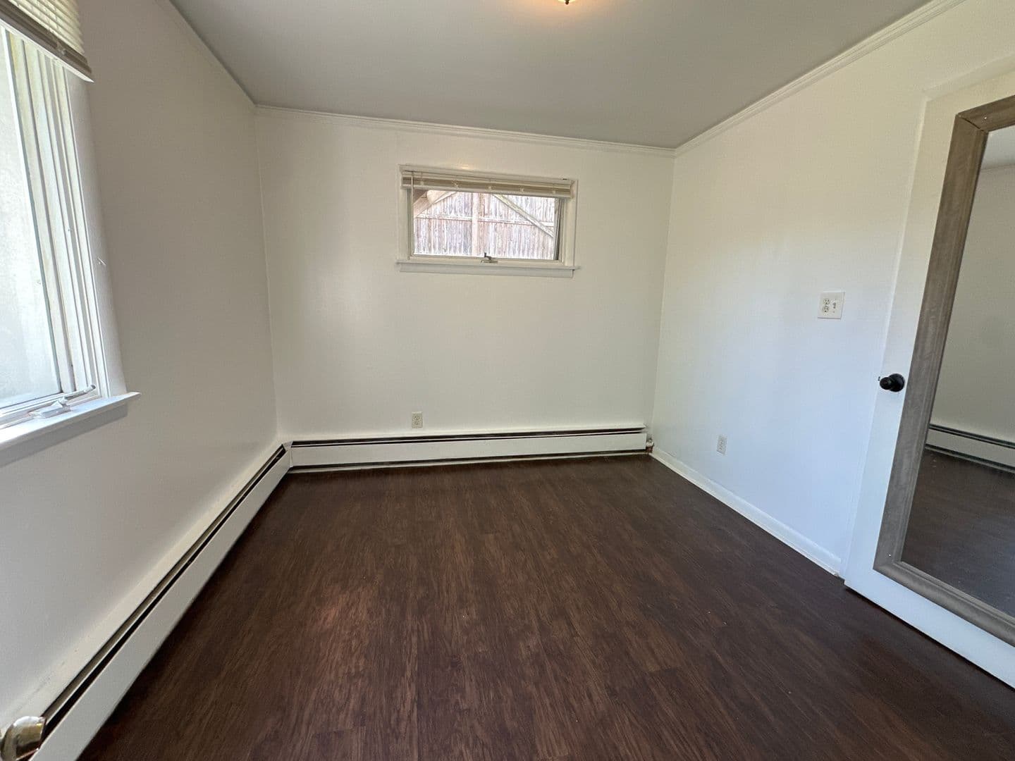 Ithaca Apartment: 702 Hudson St