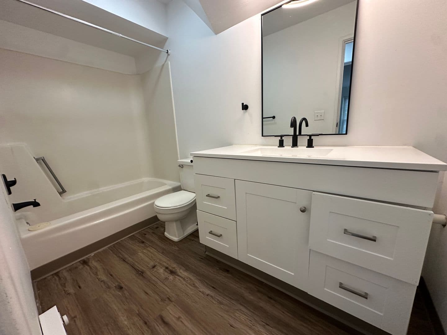 Ithaca Apartment: 87 Uptown Rd